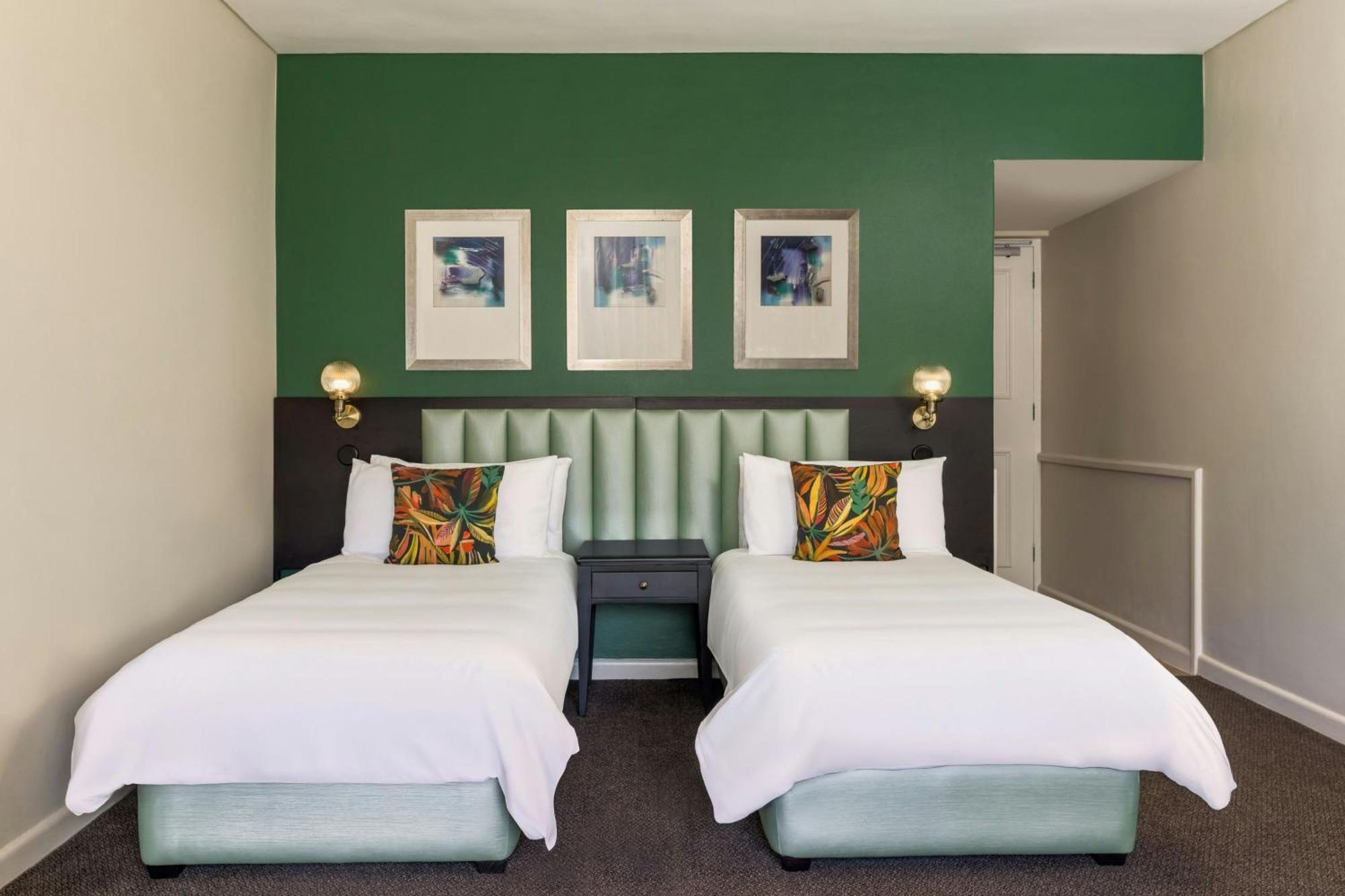Lord Charles Hotel, Somerset West, A Tribute Portfolio 4*